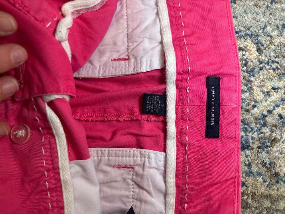 Tommy Hilfiger Women's Hot Pink Cotton Casual Shorts Size 12 - Picture 2 of 4